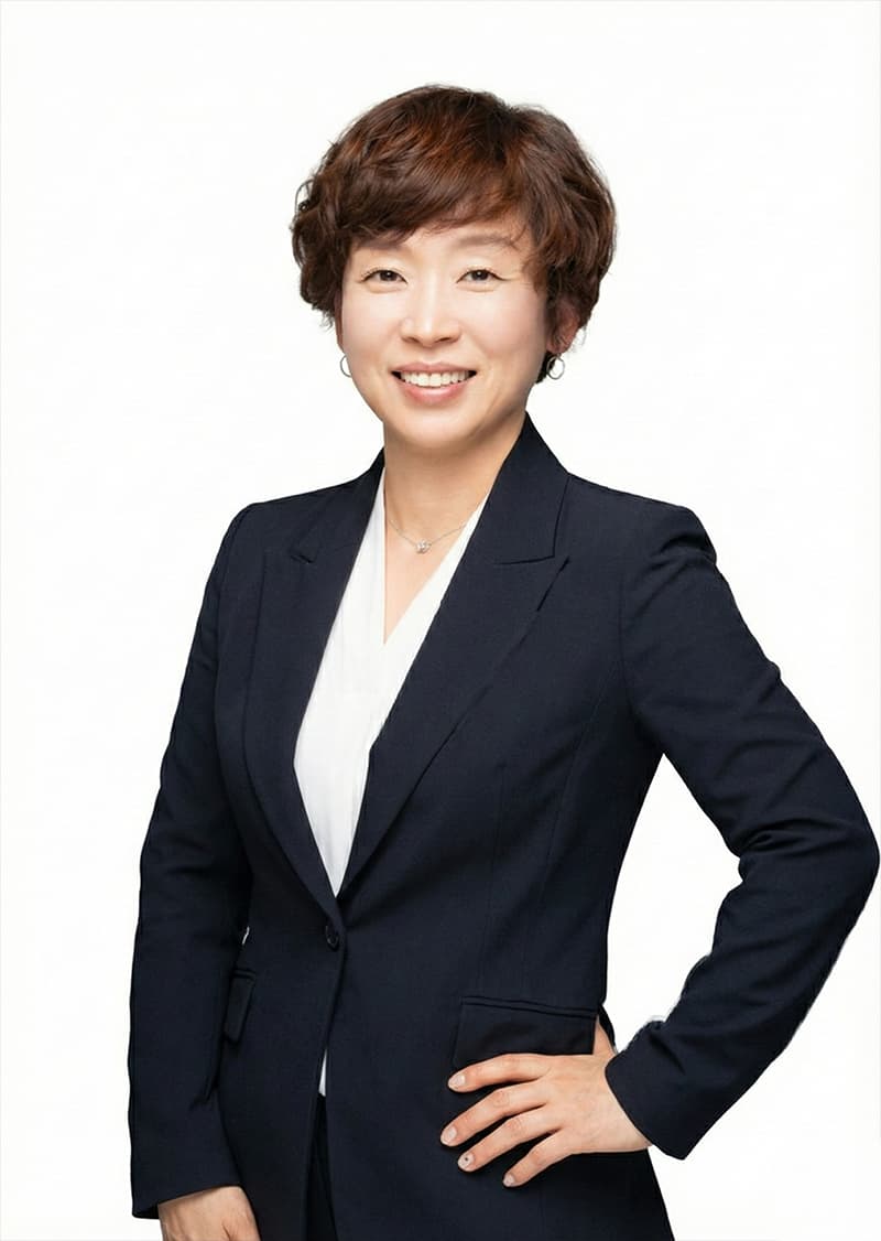 Kyung-hee Nam (CEO)